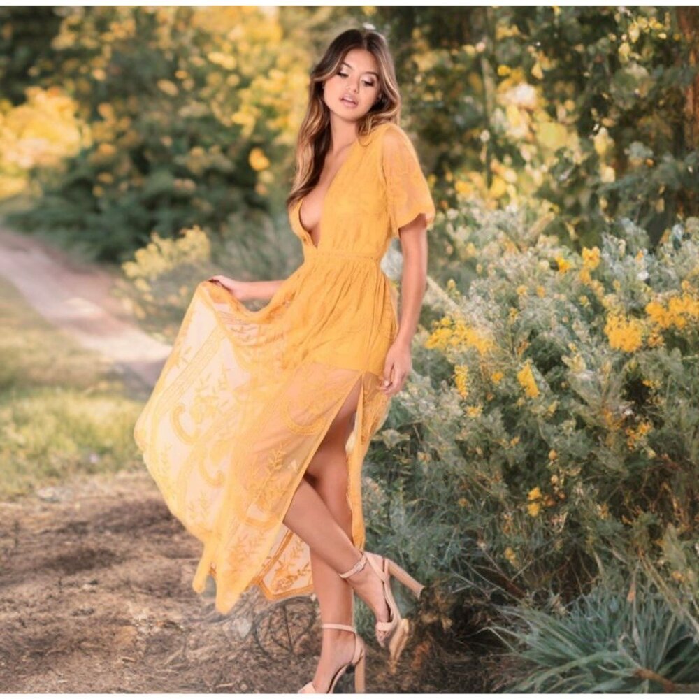 Honey Punch Floral Lace Maxi Dress Mesh Open Slit Short Attach Minimalist Boho